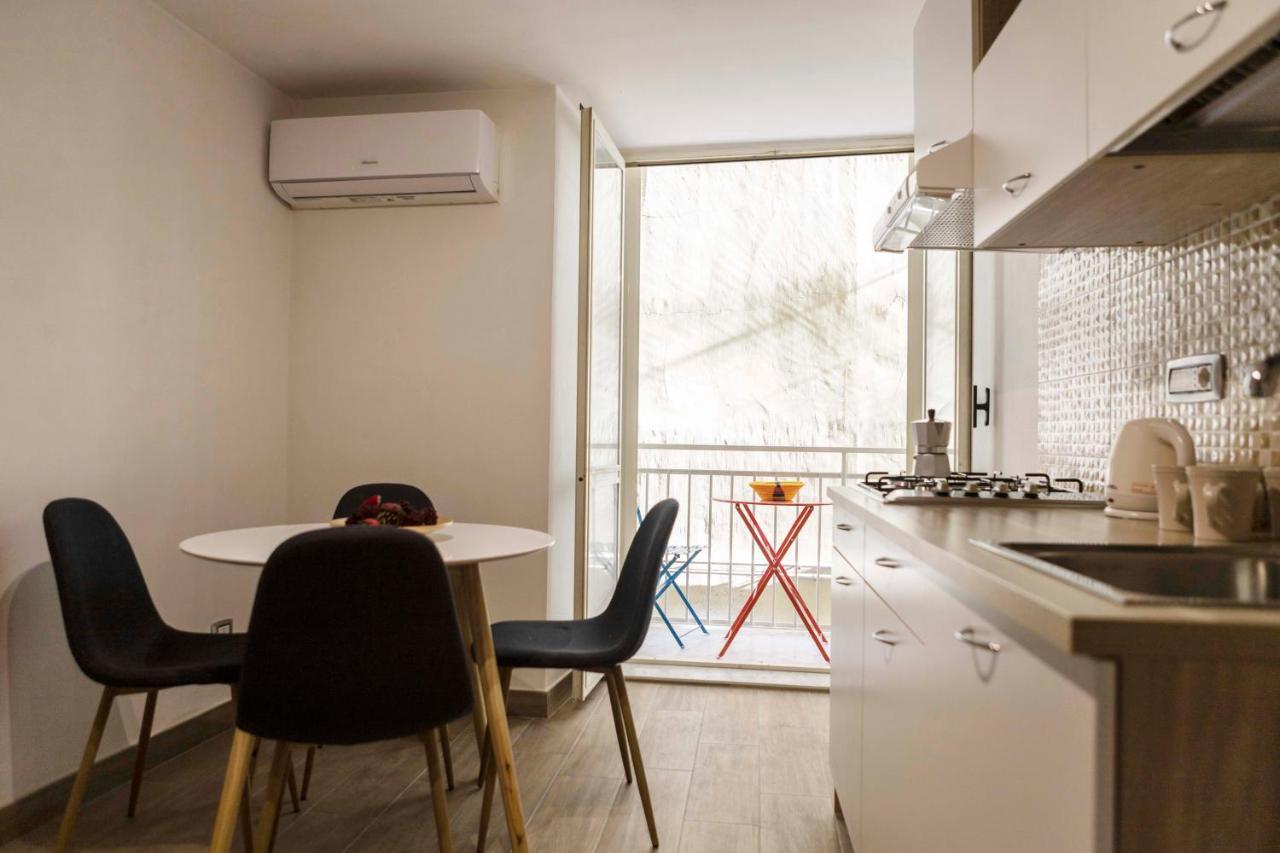 Via Nilo 20 Apartments 나폴리 외부 사진